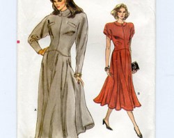9961 SO EZ VOG SS-LS KNIT DROP WST FLARE DRESS PATTERN 6-10